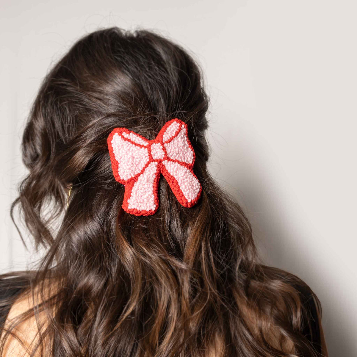 PINK BOW hairclip